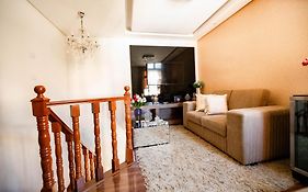 Luxuoso duplex no Capivari